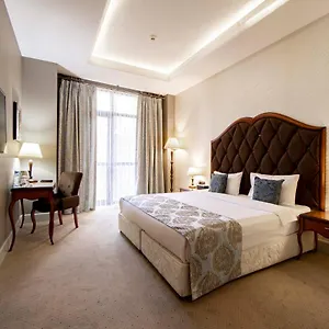 Sapphire Hotel Bakú