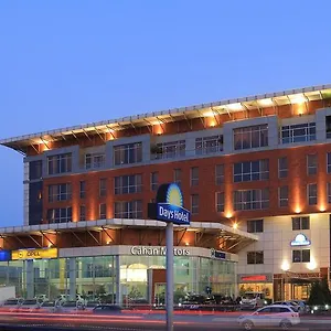 Days By Wyndham Hotel Bakú