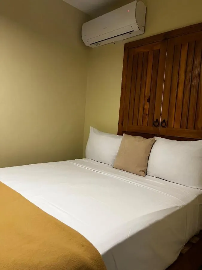 Hotel Yamili Punta Cana 2*,  Den Dominikanske Republik